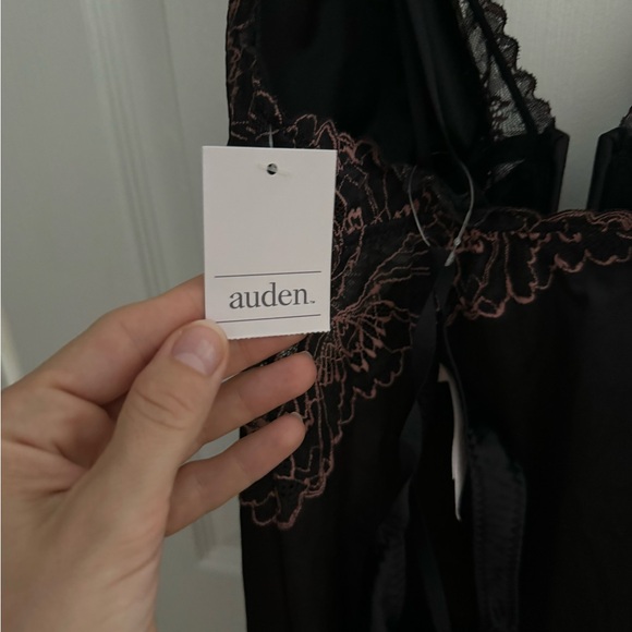 NWT lingerie - Picture 4 of 4